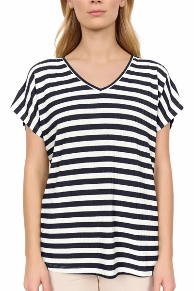 Soya Concept Kaiza Short Sleeve Top In Black In Black