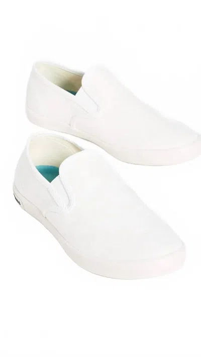 Seavees Women's Baja Slip On Standard Shoes In White Vintage In Multi