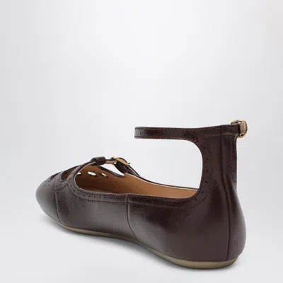 Chloé Flat Shoe With Burnished Look Made In Italy In Brown