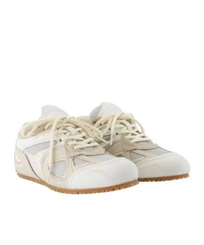 Axel Arigato Slow Runner White And Beige Sneaker With Mesh Inserts And Grooved Sole In Leather And Fabric Woman