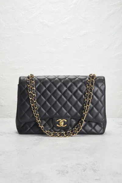 Pre-owned Chanel Cowhide Flap Bag In Black