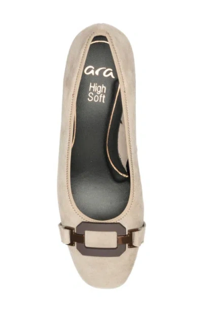 Ara Glacier Pump In Brown