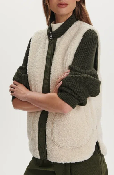 Varley Audrea Reversible Gilet Vest In Green