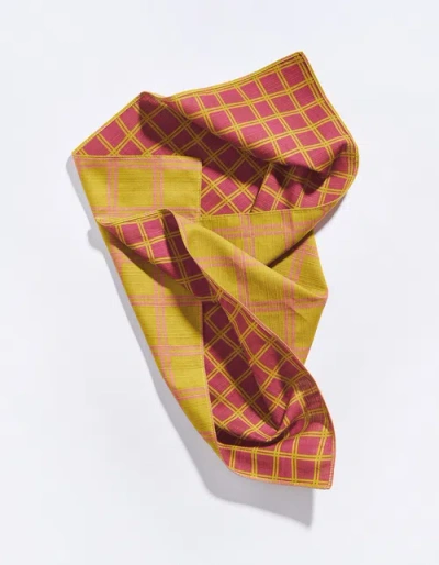 Tortuga Forma Double Sided Dinner Napkin Set In Maroon At Urban Outfitters In Yellow