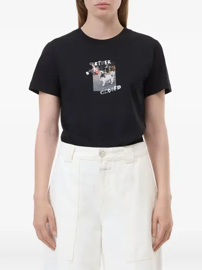 Closed Dog-print Graphic Tee In Black