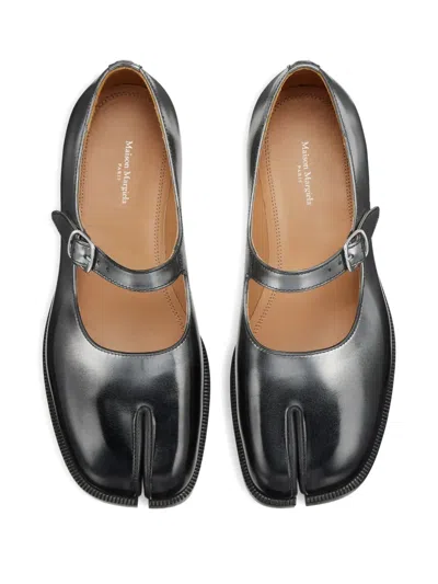 Maison Margiela Tabi Leather Mary Jane Loafers In Black