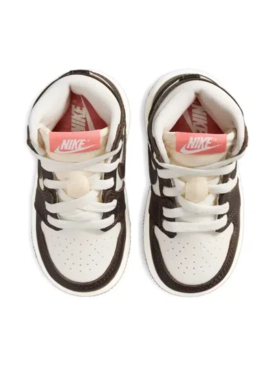 Jordan Air 1 Retro Sneakers In White