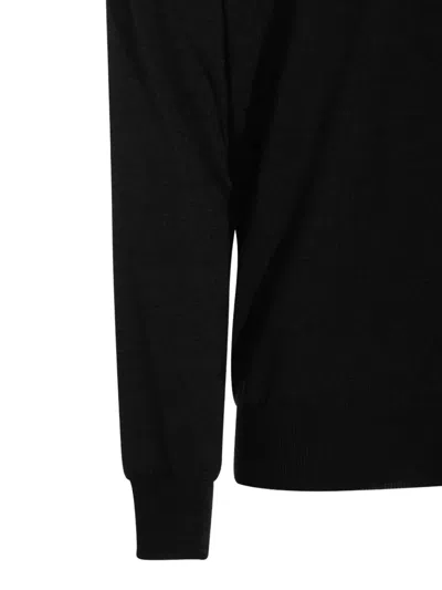 Altea V-neck Knitted Jumper In Black