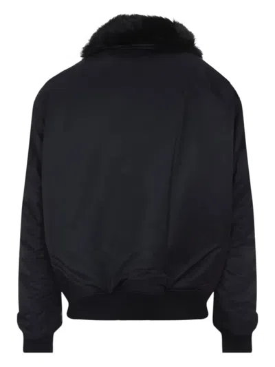 Moose Knuckles Padded Casual Jacket With Plush Fur Collar And Structured Silhouette In Black