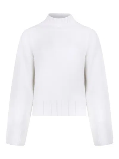 Fabiana Filippi Merino Wool Cropped Turtle Neck Sweater In White