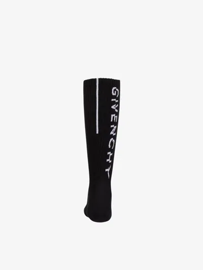 Givenchy Logo Split Socks In Black