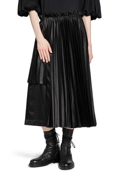 Noir Kei Ninomiya Pleated Asymmetric Midi Skirt In Black