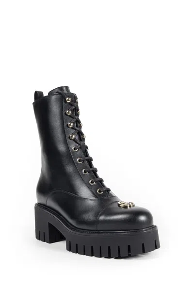 Gucci Round-toe Lace-up Boots In Black
