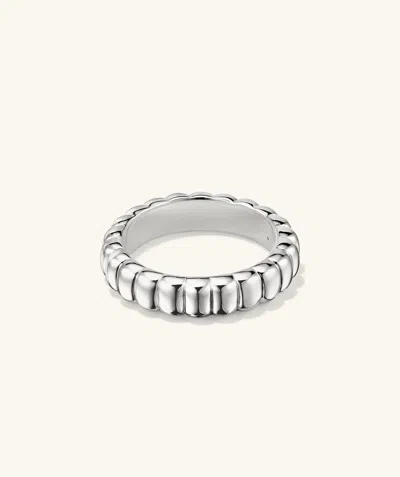 Mejuri Charlotte Slim Ring In White