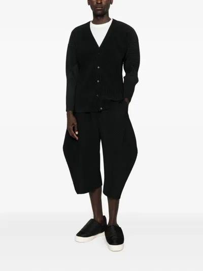 Issey Miyake Long-sleeved Cardigan In Black