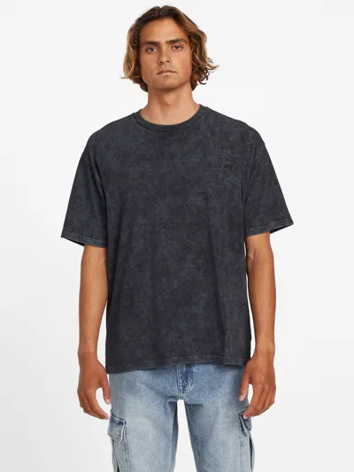 Guess Factory Yonix Logo Tee In Black