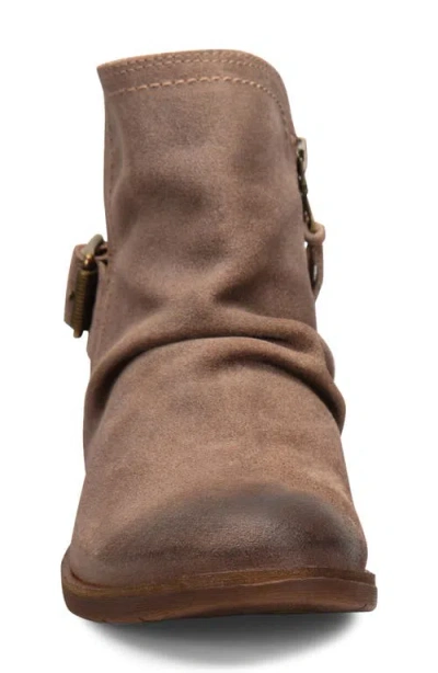 Söfft Brookdale Bootie In Brown