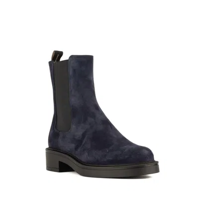 Stuart Weitzman Suede Ankle Boots Featuring Block Heel In Blue