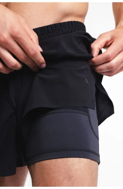 Vitality React Run Short In Black