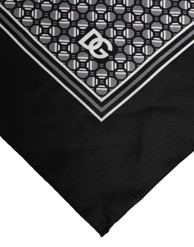 Pre-owned Dolce & Gabbana Black White Patterned Square Foulard Men's Scarf () In Multi