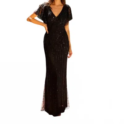 Primavera Closed Back Fitted Body Dress In Black In Black