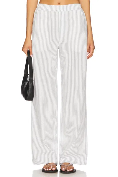 Elodie Phoebe Pull-on Pant In White/navy In Animal Print