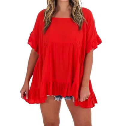 Easel On My Terms Tunic Top In Tomato In Red