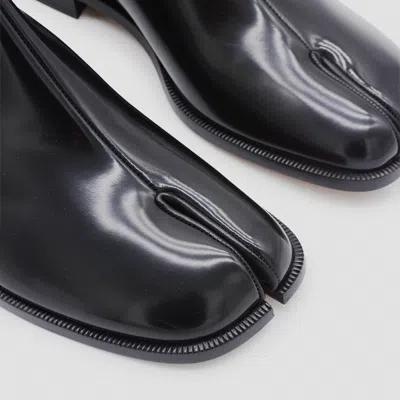 Maison Margiela Tabi Toe Ankle Boots In Black