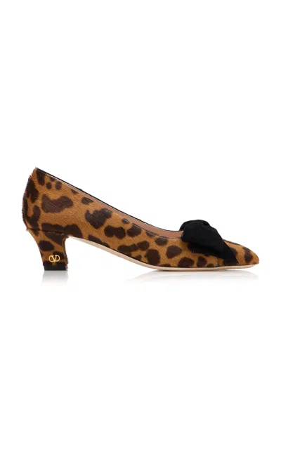 Valentino Garavani Bowow 25 Suede-trimmed Leopard-print Calf Hair Pumps In Multi