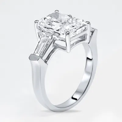 Pre-owned The Diamond Edit 4.8 Cts Radiant Trapezoid Lab Grown Diamond 18k White Gold Ring Size 54