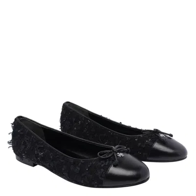 Tory Burch Round Toe Ballerina Shoes With Bow Detail In Black