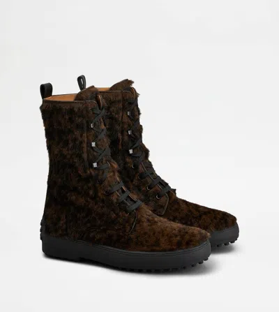 Tod's Winter Gommino Ankle Boots In Pony Effect Leather In Brown