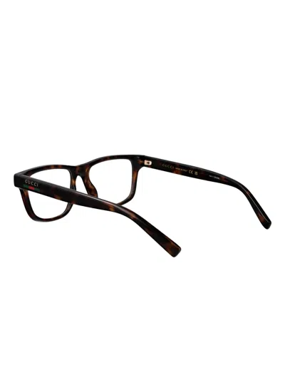 长方形镜框眼镜