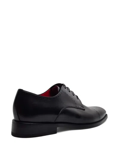 穿孔鞋头盖德比鞋