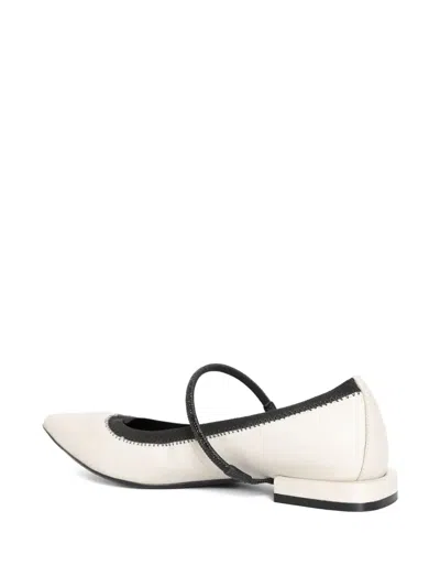 Studio Chofakian レザー フラットシューズ In White