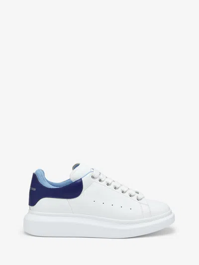 Alexander Mcqueen Sneakers Oversize In Pelle Bianca E Talloncino In Pelle Scamosciata Blu Avio In White