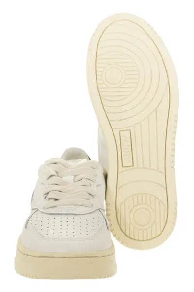 Autry Medalist Leather Low-top Sneakers In White