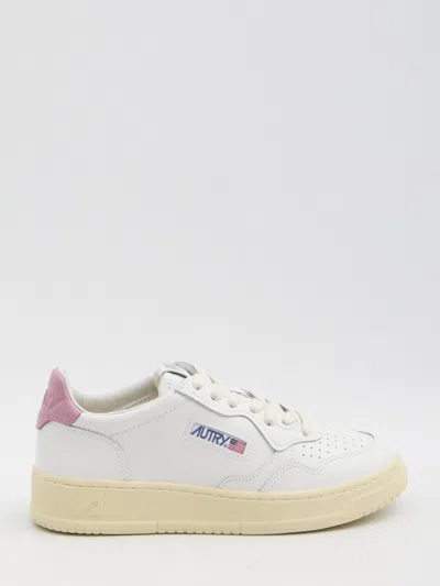 Autry Leather Medalist Low Sneakers In White