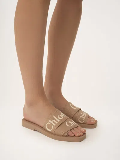 Chloé Woody Slippers In Neutral