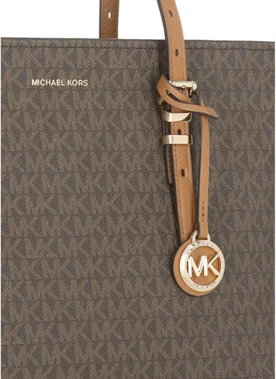 Michael Kors Quinn Bag In Brown