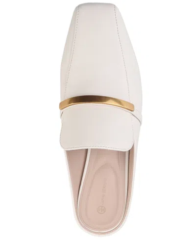 Giani Bernini Women's Danyell Snip Toe Block Heel Mules, Created For Macy's In Multi