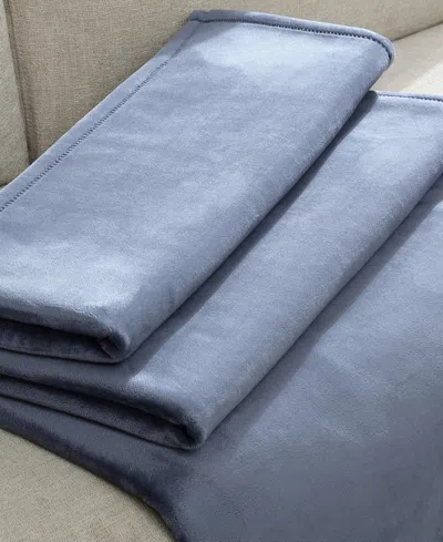 Calvin Klein Core Plush Blanket In Blue