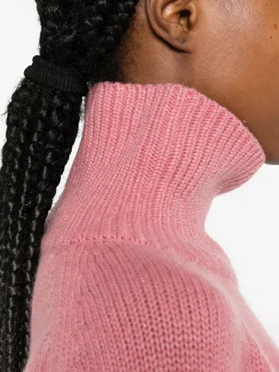 插肩式衣袖毛衣