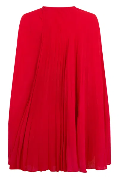 Valentino Dressed In Silk Cloak In Red