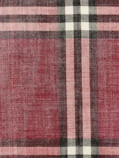 Burberry Checked-pattern Scarf In Red
