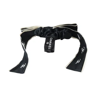 Pre-owned Chanel Cc Silk Hair Tie Black