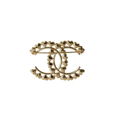 Pre-owned Chanel Metal Cc Heart Brooch Gold