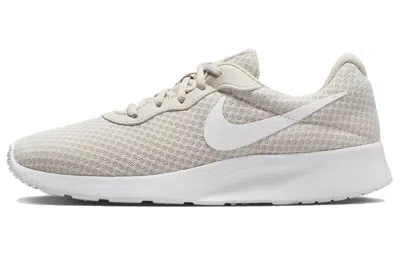 Nike (wmns)  Tanjun 'light Orewood Brown' In Multi