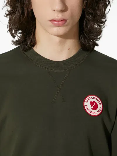 Fjall Raven Logo Patch Crew Neck Sweatshirt In Green