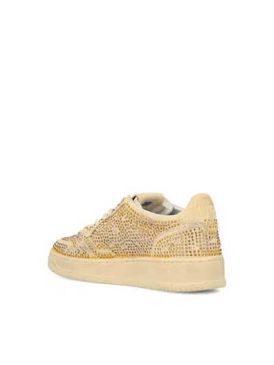 Autry Sneakers In Neutral